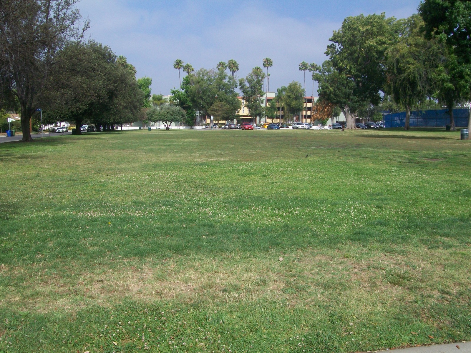 Green lawns and mature trees at Sherman Oaks Park (Van Nuys/Sherman Oaks Recreation Center)